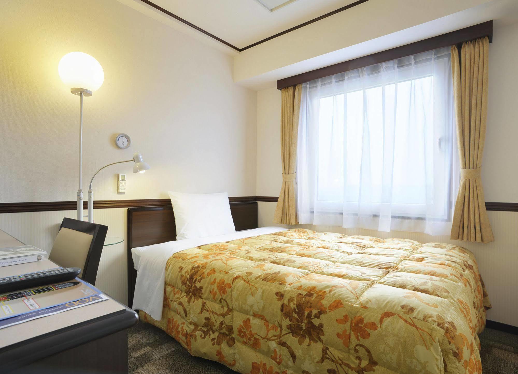 Toyoko Inn Saga Ekimae Kültér fotó